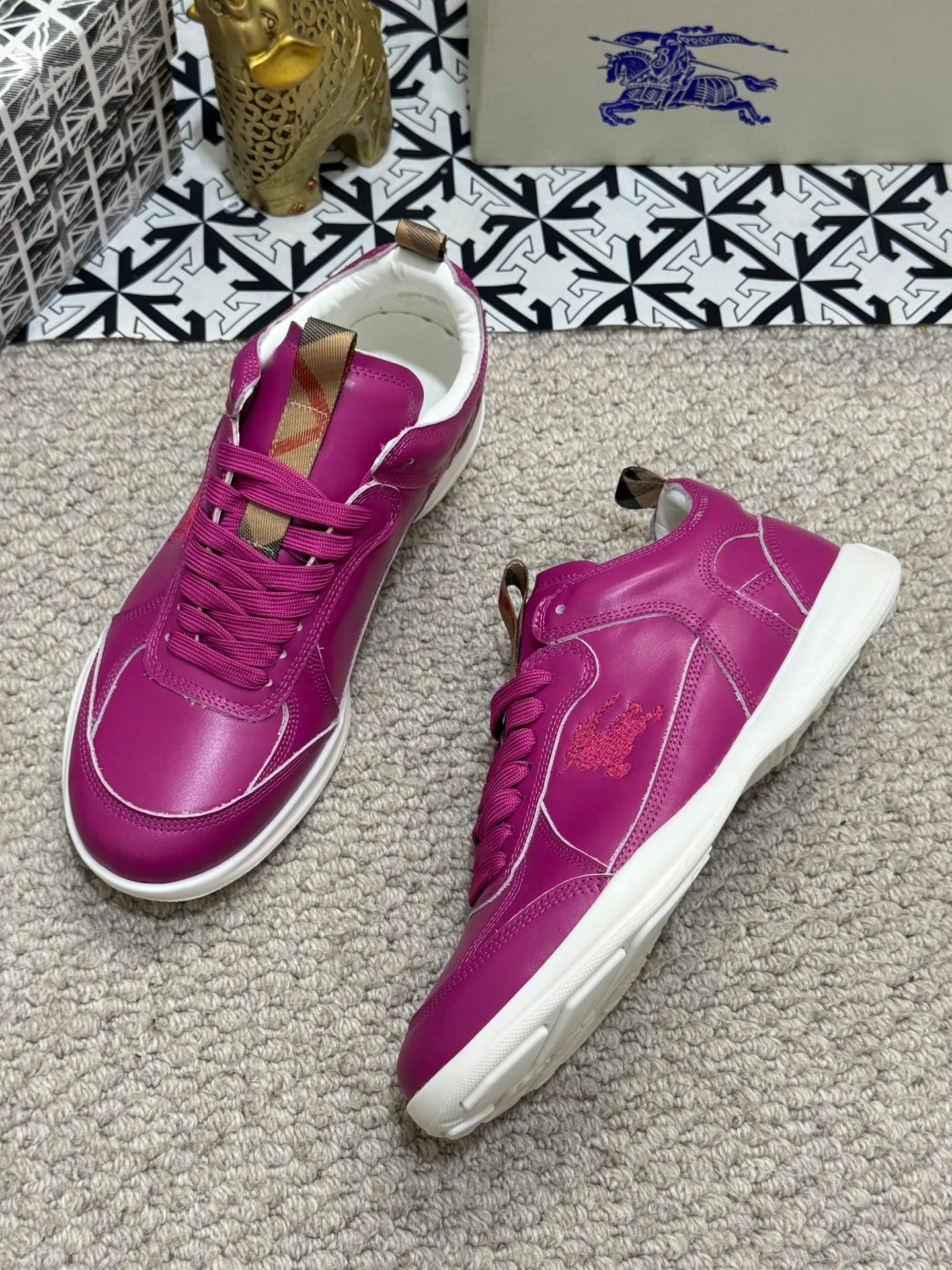 Men's shoes 💰420 [New style] 🐝🐝 [BURBERRY] Burberry - high-end quality original order 🔍🔍🔍 Upper: imported 🔝 calfskin, brand knitted pattern, tongue brand cloth label, lining: sheepskin lining, - outsole: rubber; two-color molded outsole, ultra-high quality control·fine workmanship: highlighted (high-end·luxury·grade) Size :38-44 (45 customized